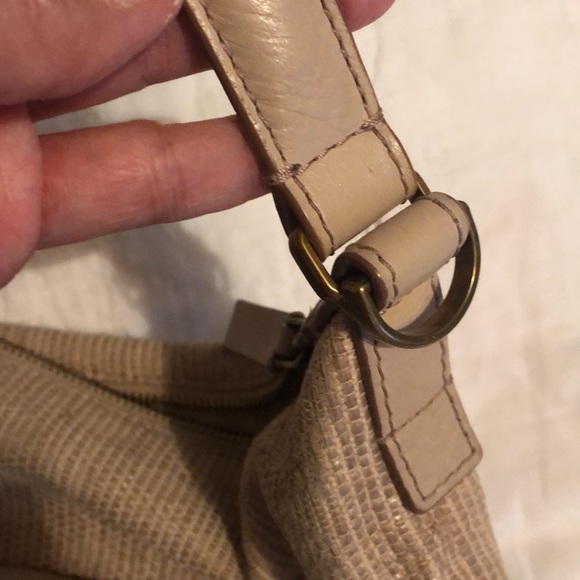 CLEARANCE!!!!!Fossil shoulder bag, used - Picture 4 of 11